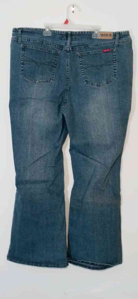 Womens Plus Jeans 24