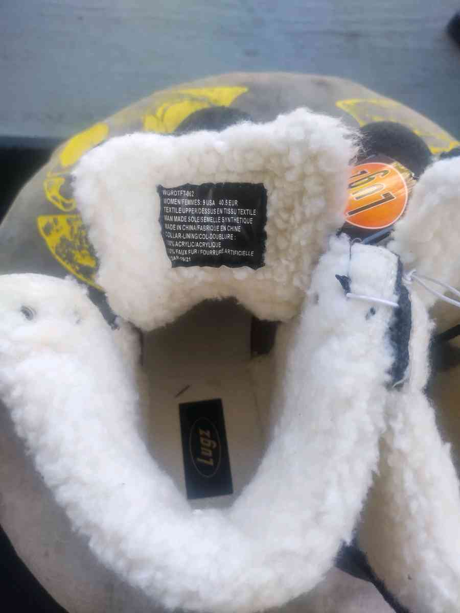 Lugz Womens Grotto Fleece Fashion Boot Size 9