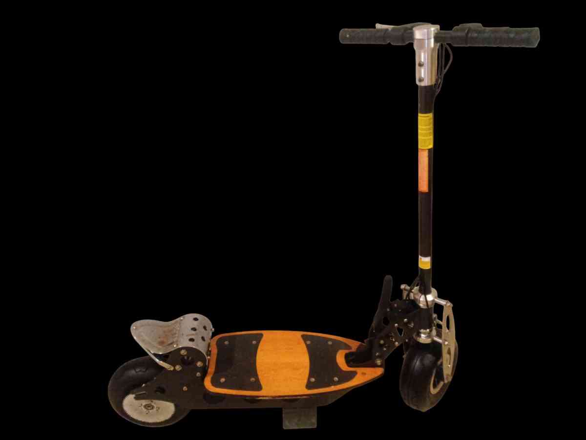 powertrane 45O Electric Motor Scooter  pick up only