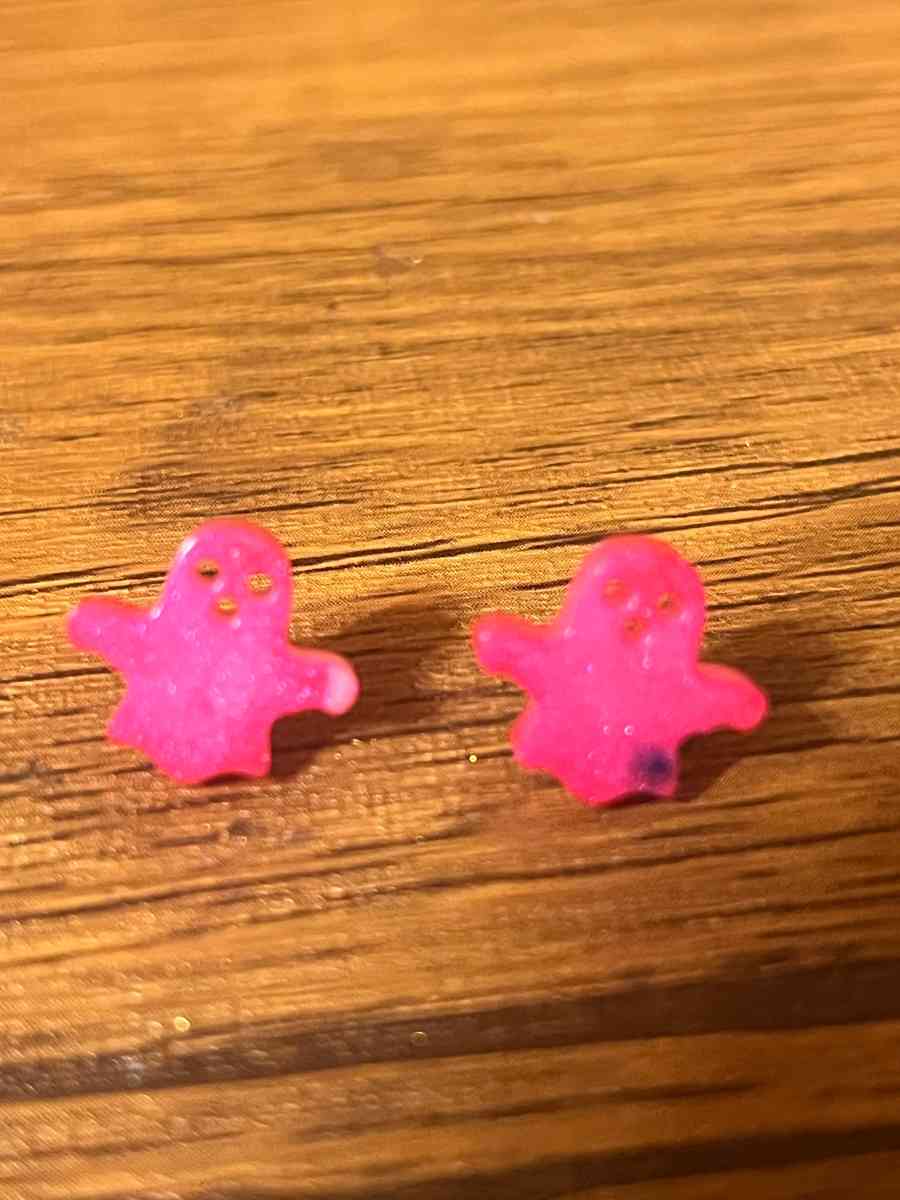 pink resin Halloween earring