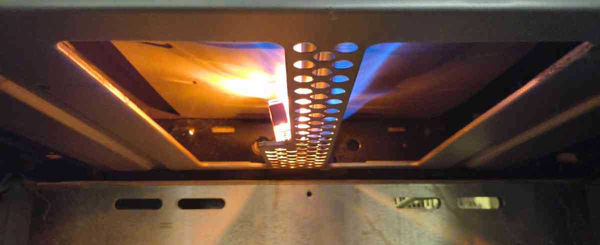 Whirlpool StainlessBlack 4 Burner Gas Range