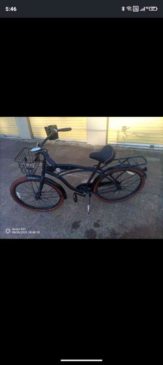 Huffy Nel Lusso Cruiser Bike