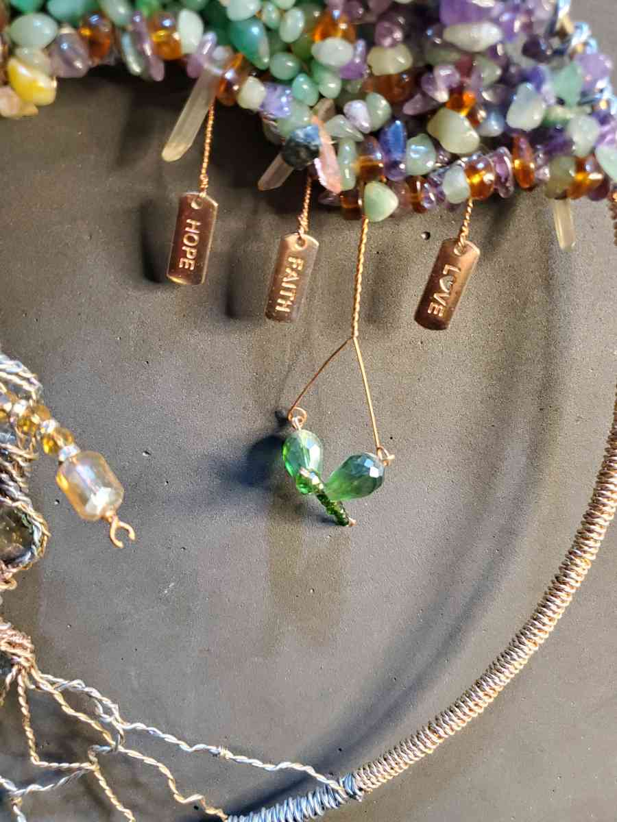 Hanging tree suncatcher