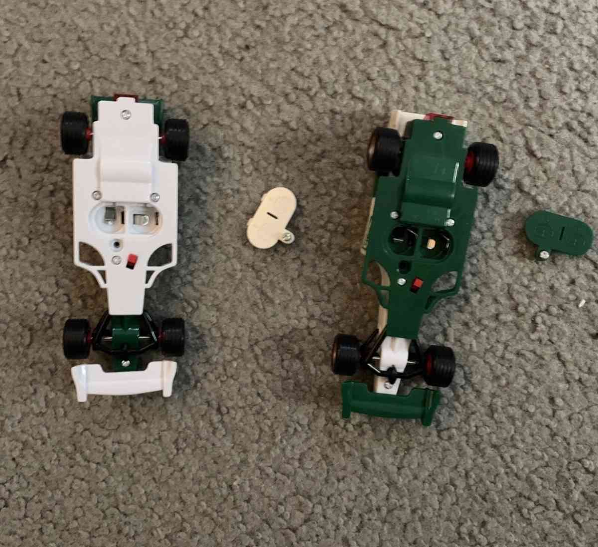 2003 Hess Truck w Pullback RACE CARS openbox see details bel