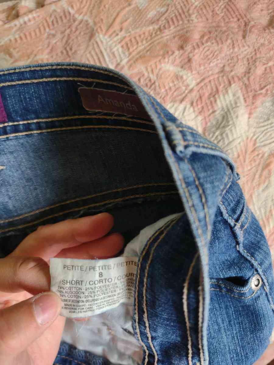 Gloria Vanderbilt jeans
