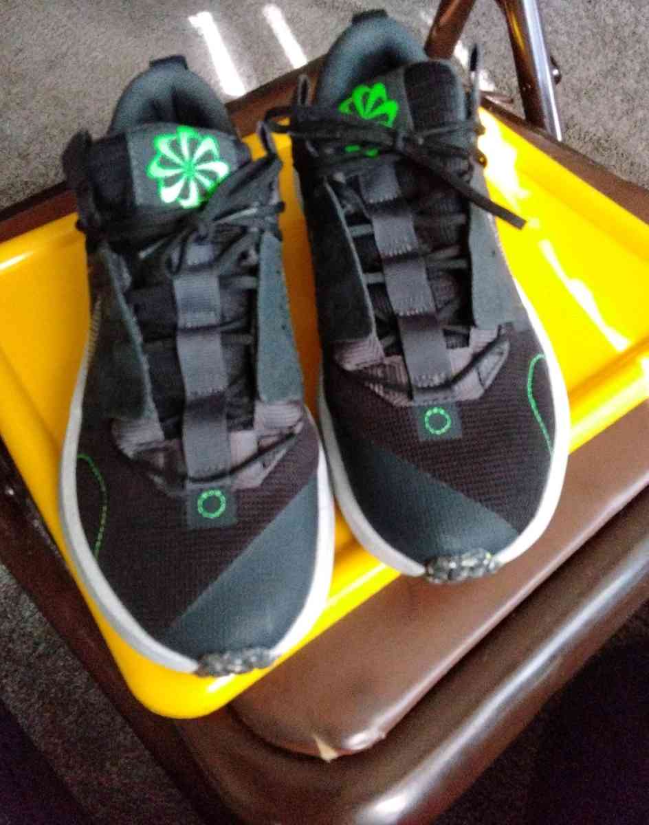 Nike Size 55  Nike Crater Impact Black