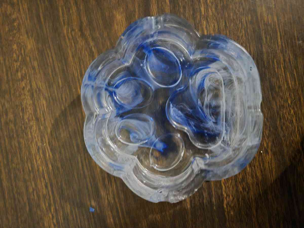 paw print resin Ash Tray