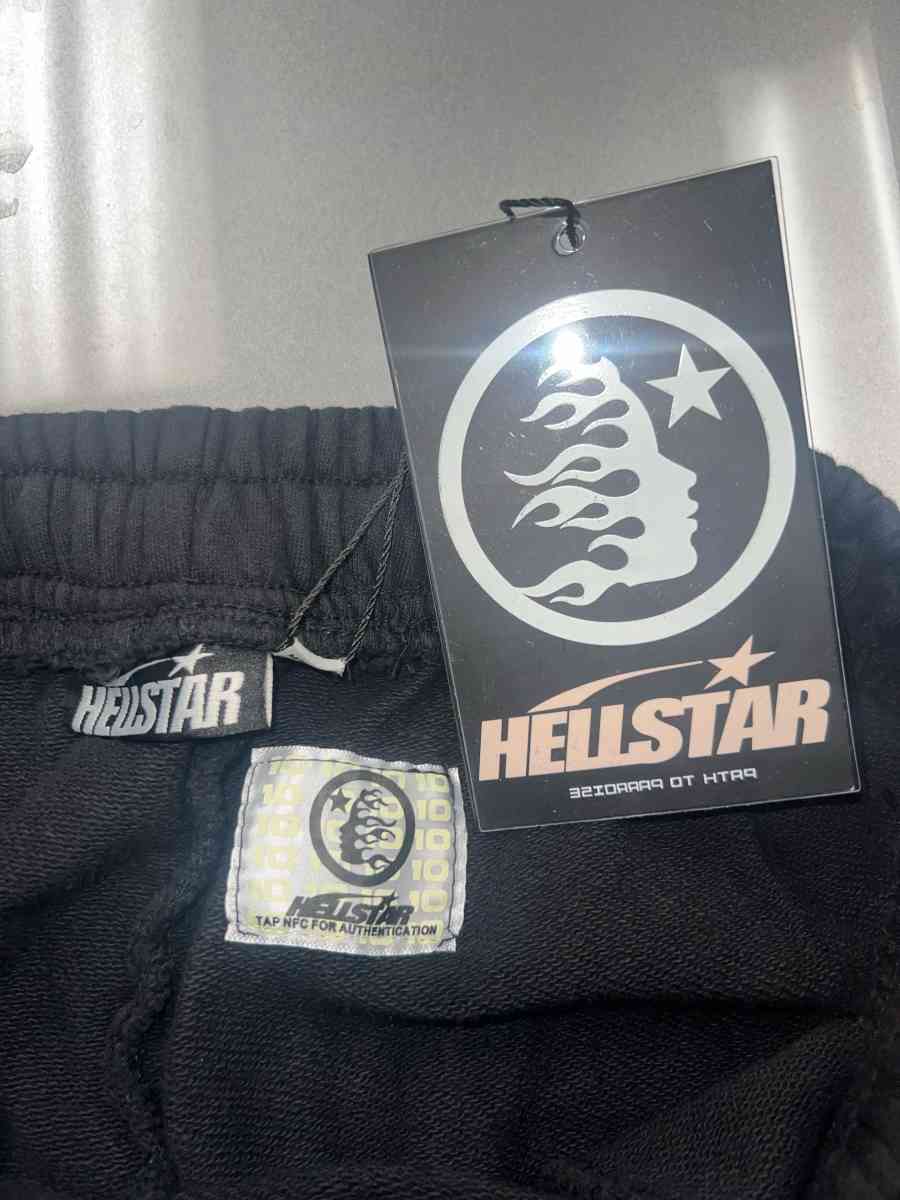 black Hellstar shorts size small comes with bag and tag