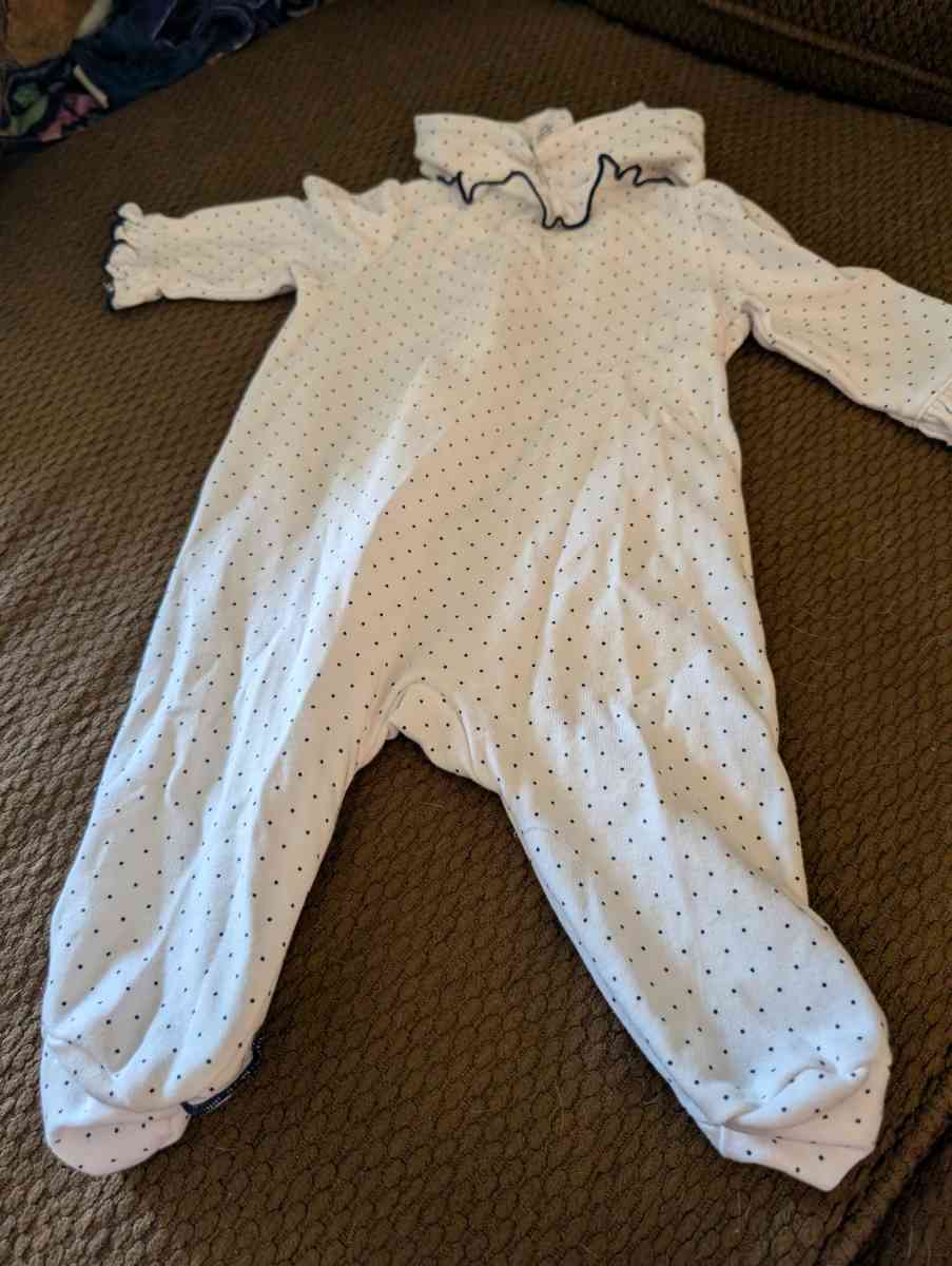 Baby white with blue dots sleepsuit with feet
