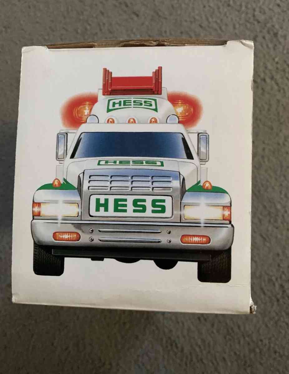 1994 HESS RESCUE TRUCK wlights  sound openbox see details be