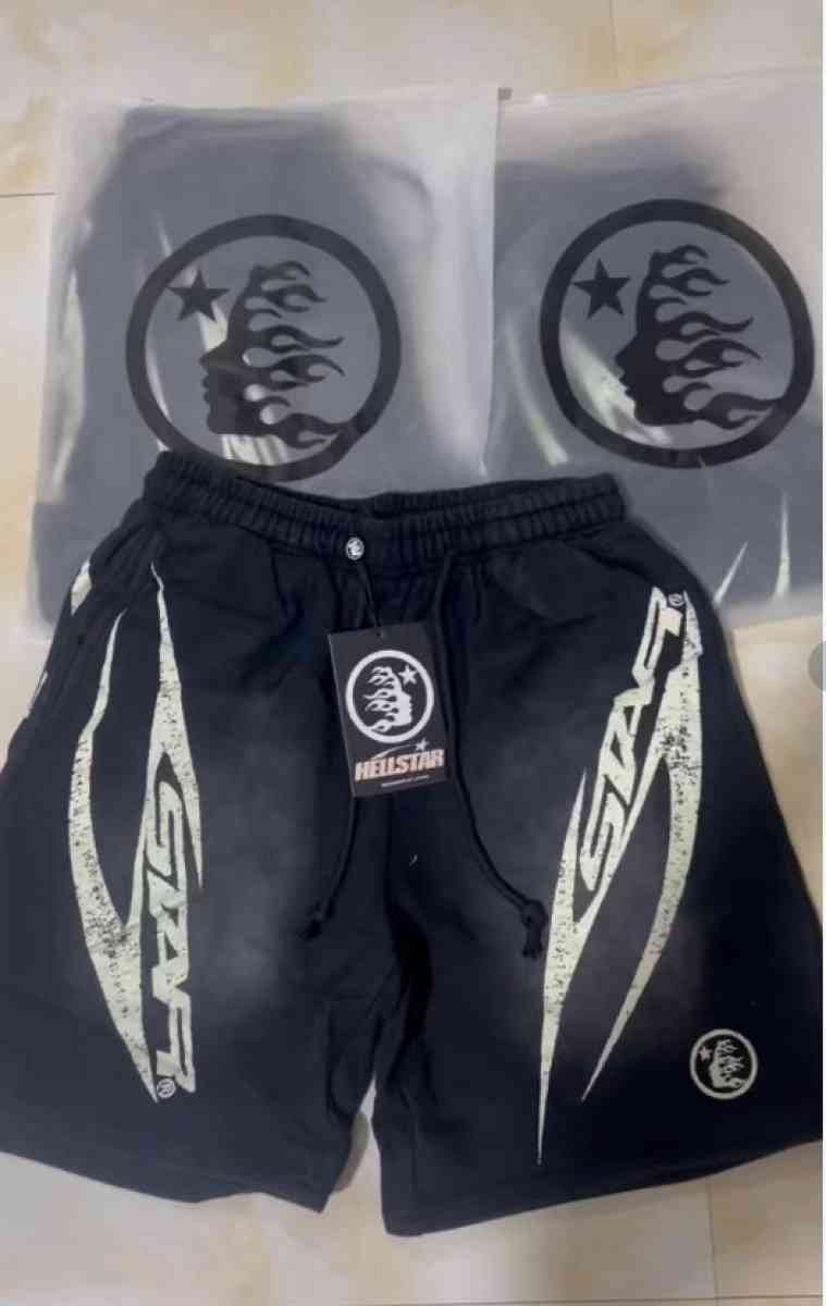 black Hellstar shorts size small comes with bag and tag