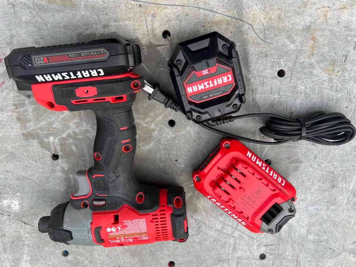 20v craftsman impact driver with 2 batteries and charger
