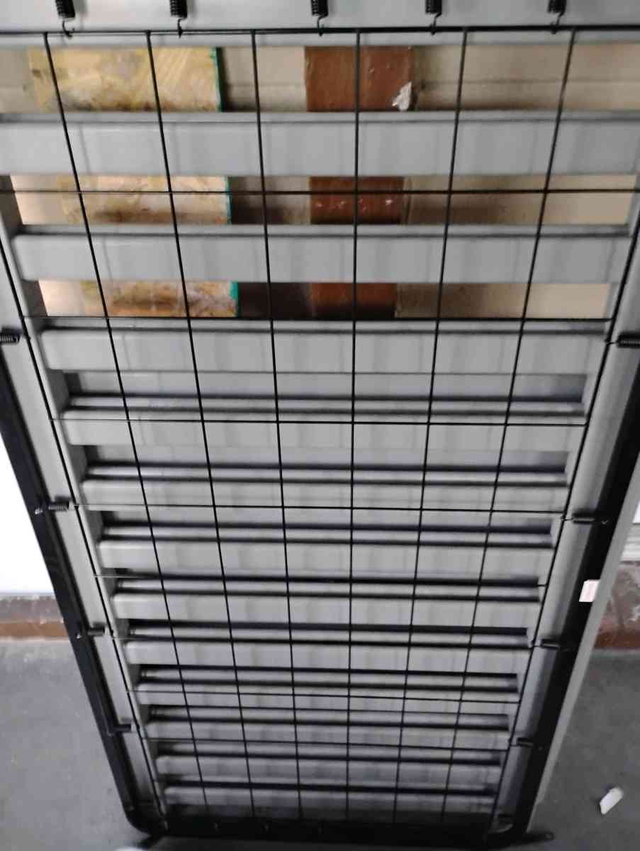 baby crib and brand new mattress