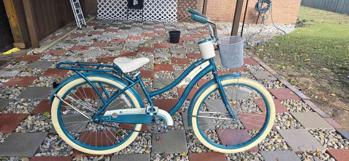 Huffy Deluxe Bicycle