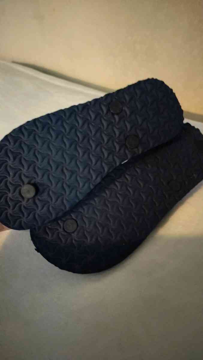 Nike Slides 6Y and Old Navy flip flops