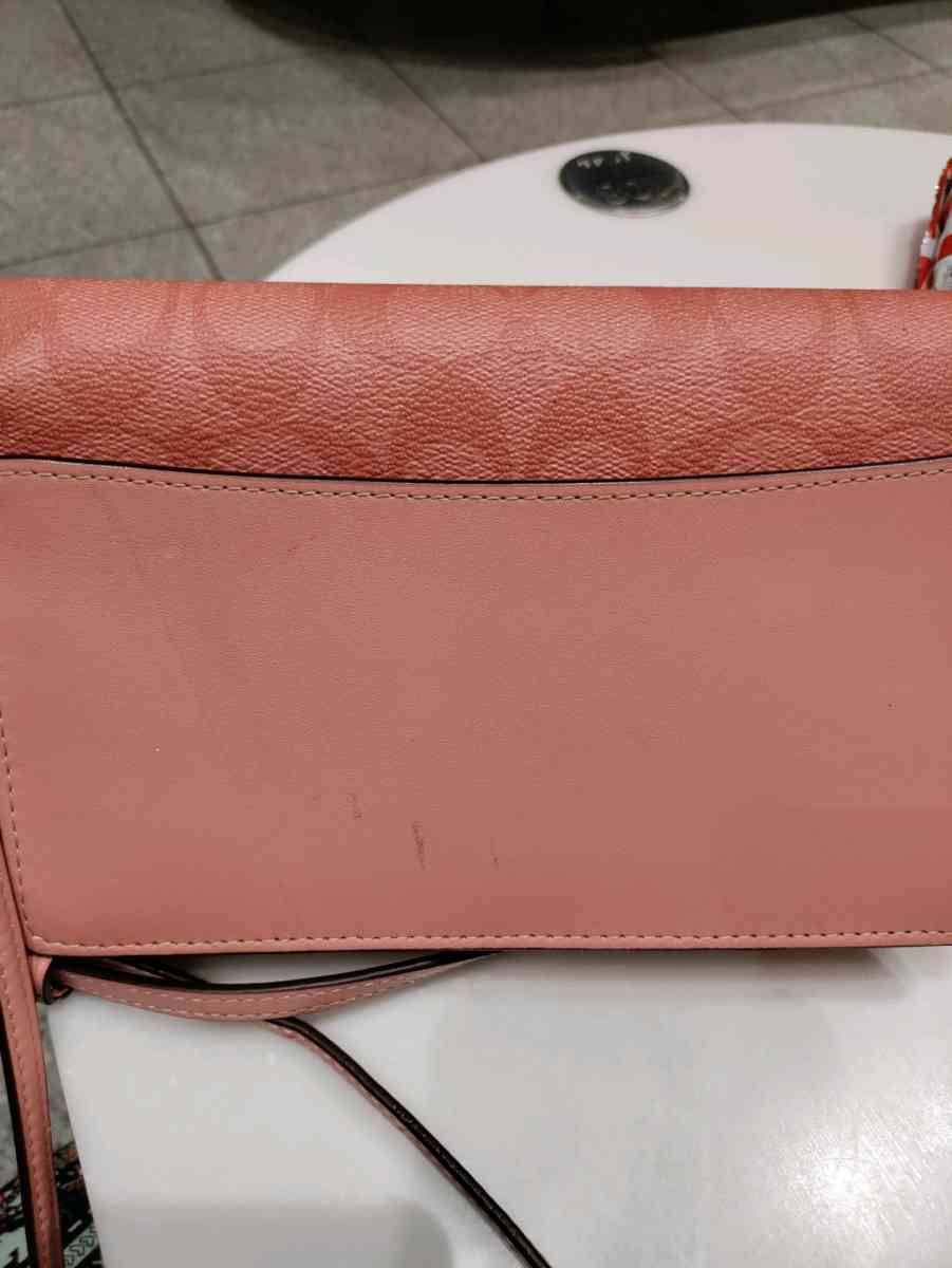 Coach Crossbody In Light Pink