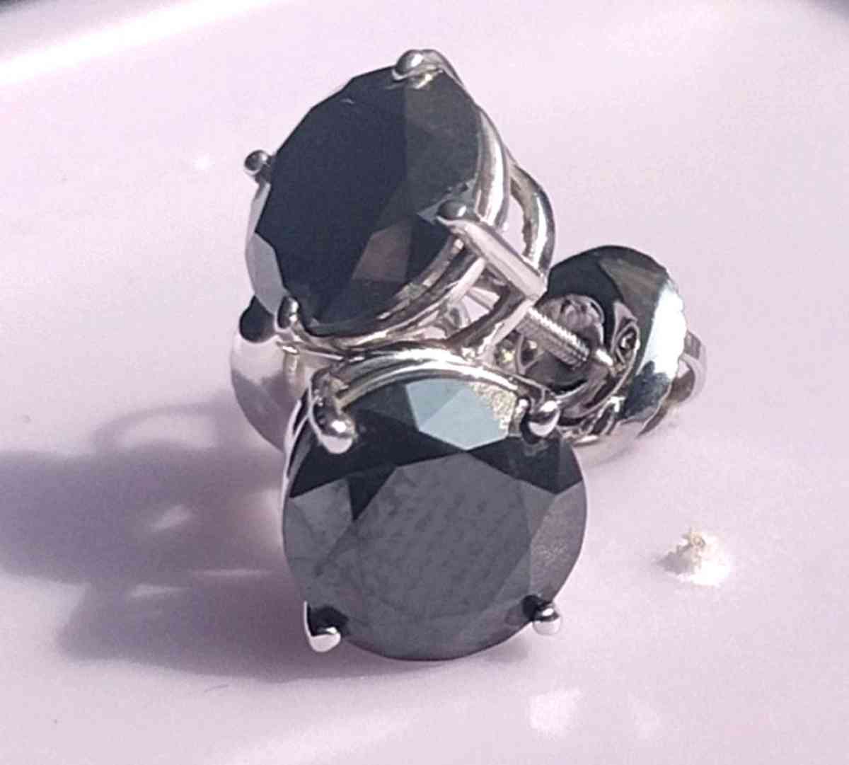 3carat Certified Natural Black Diamond Stud 14k White Gold