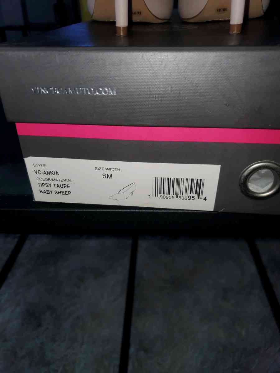 Vince camuto womans heels size 8