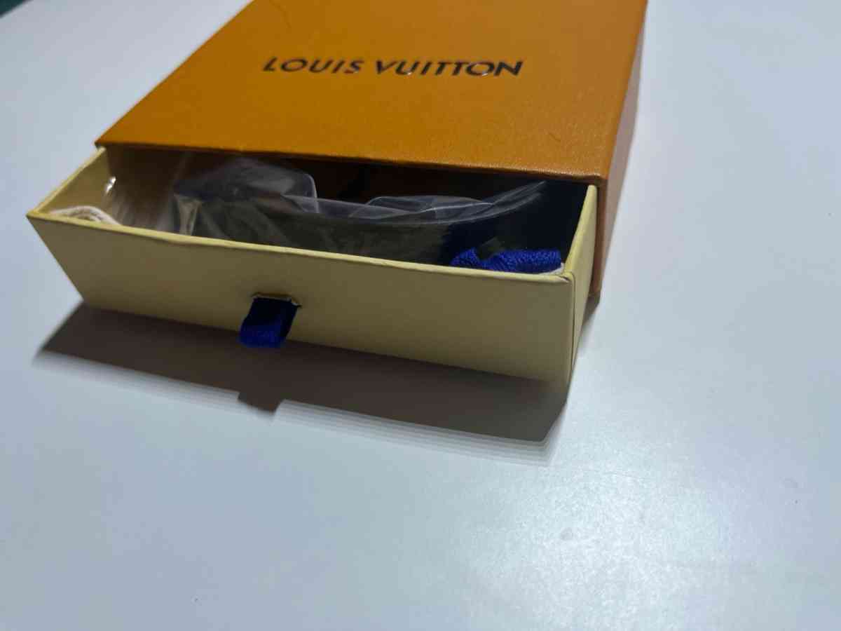 lv slim bracelet size 21