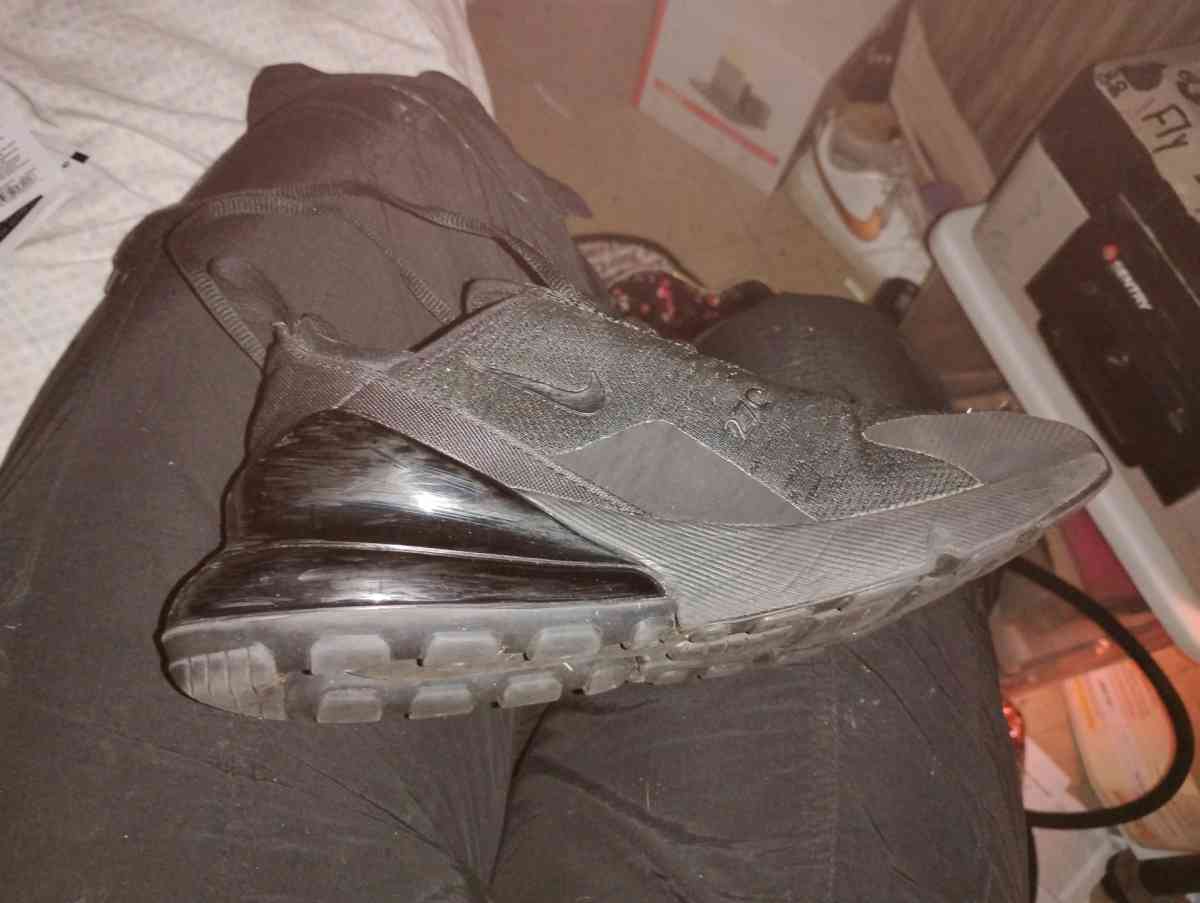 nike airmax 270