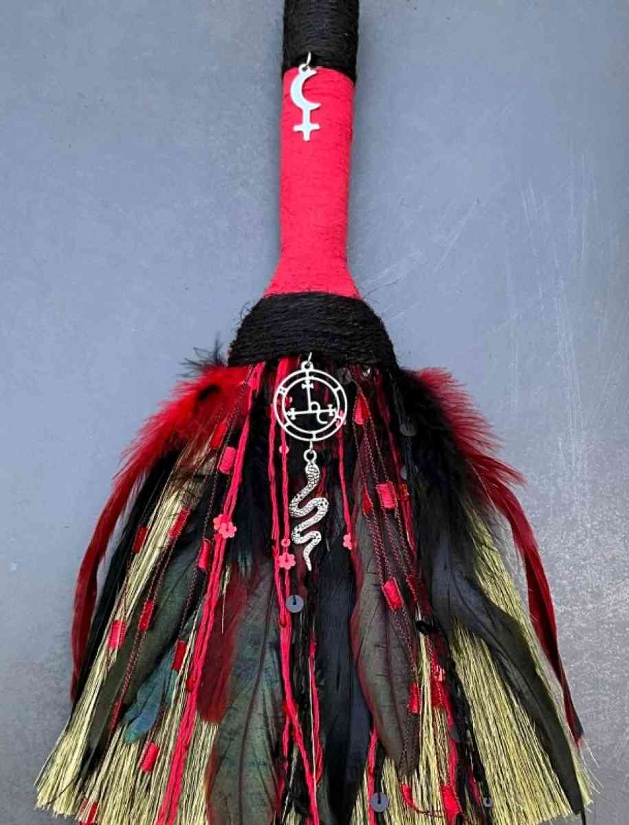 handmade alter bessom