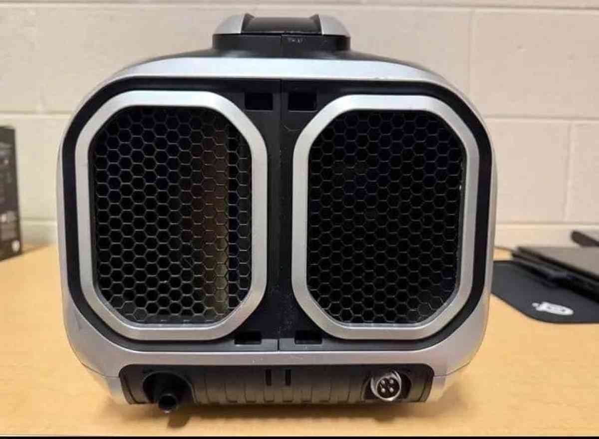 Zero breeze portable air conditioner perfect working conditi