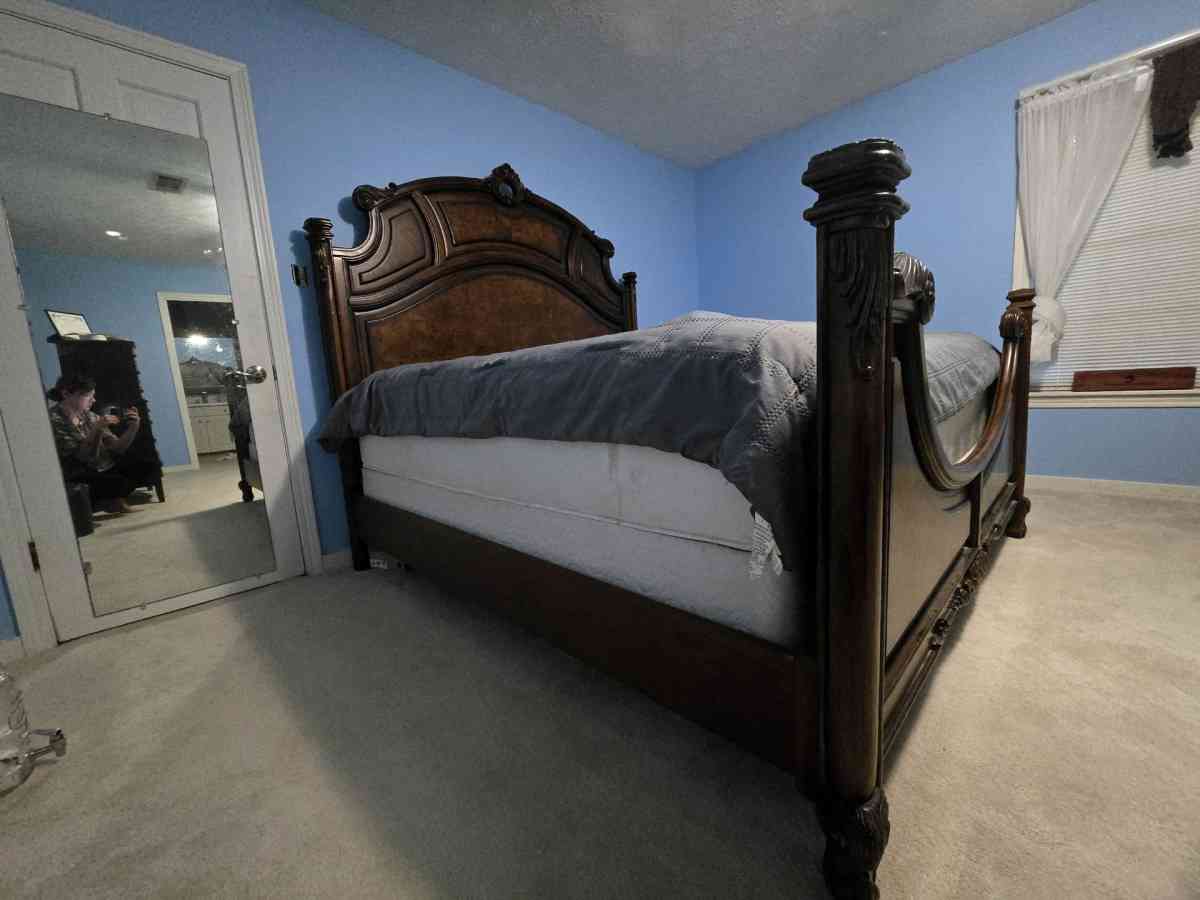 Fairmount Designs California King Bed Frame and nightstand