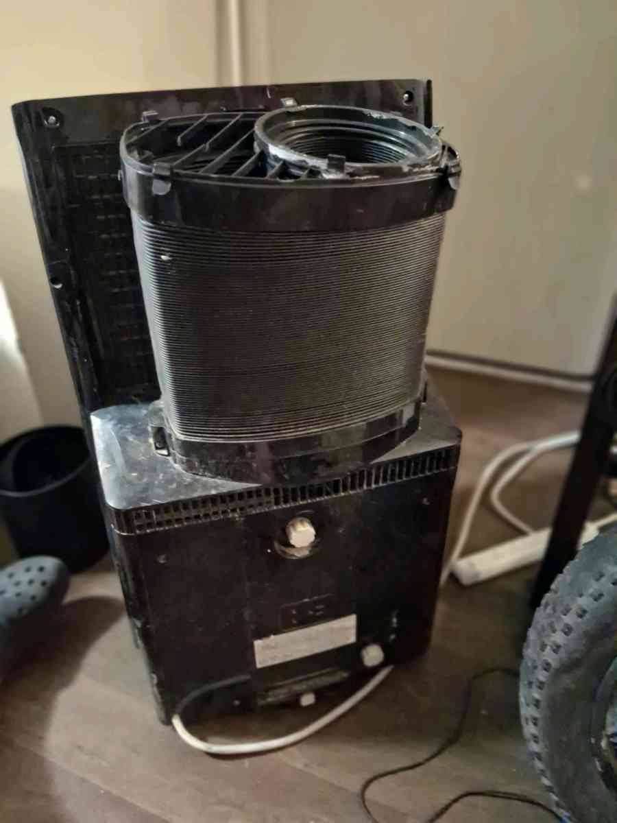 midea portable air conditioner on wheels