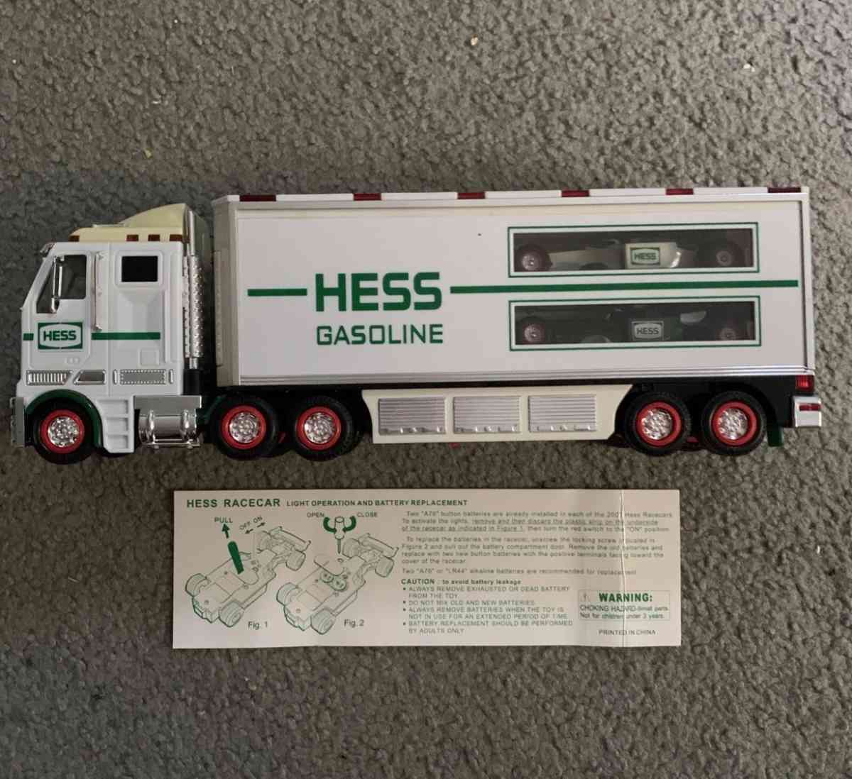 2003 Hess Truck w Pullback RACE CARS openbox see details bel