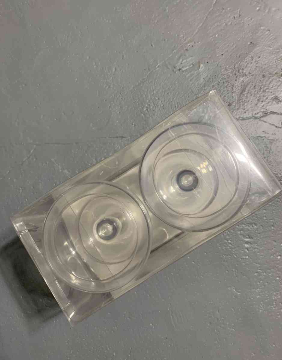 NEW  Style Me Pretty Bride  Groom Wedding Champagne Glasses