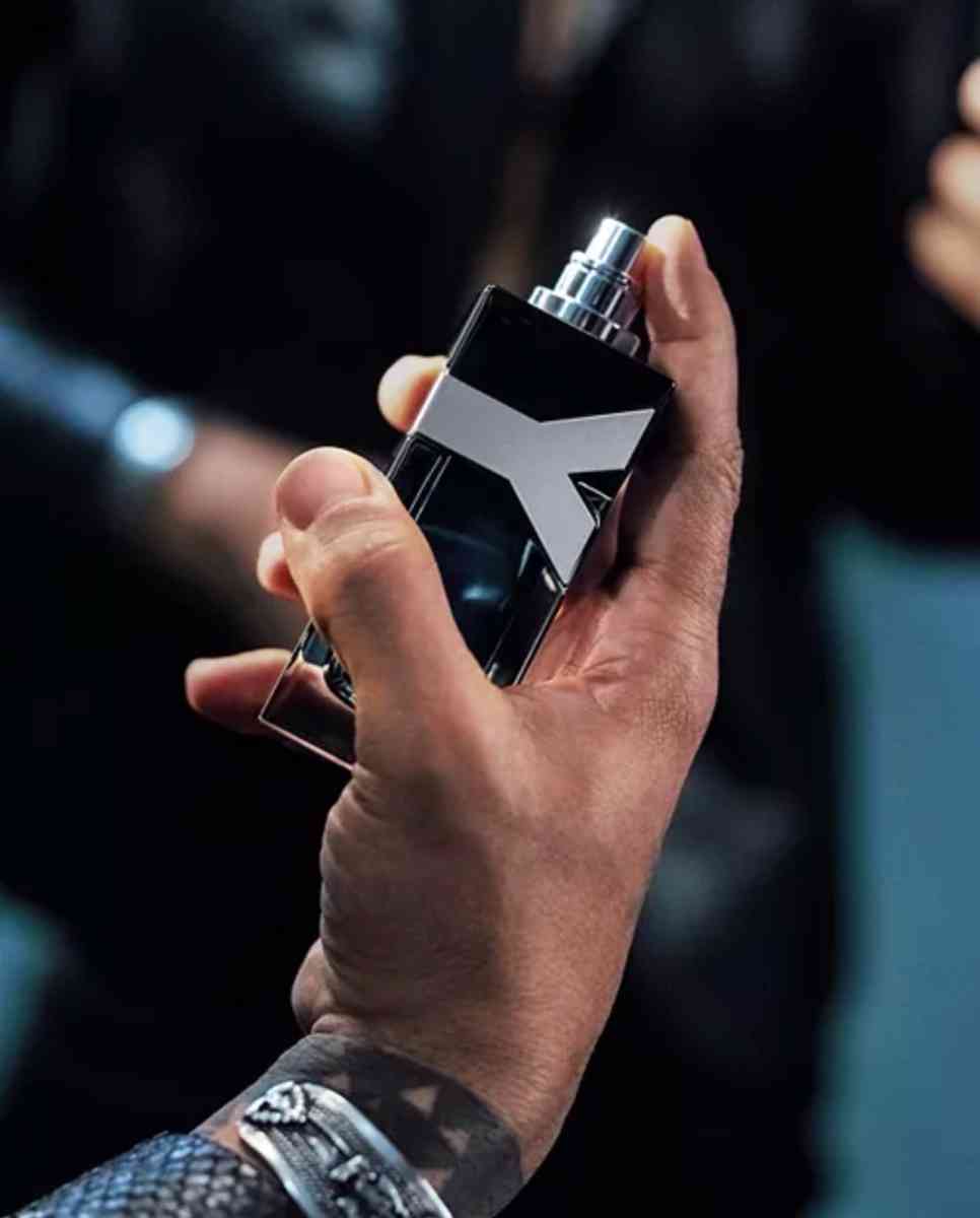 Yves Saint Laurent MYSLF Le Parfum with Spicy Vanilla Bourbo