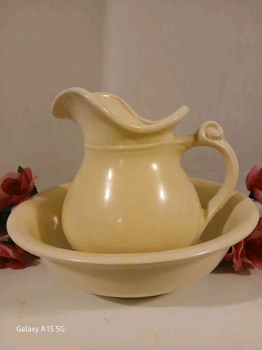 Vintage McCoy picture and bowl