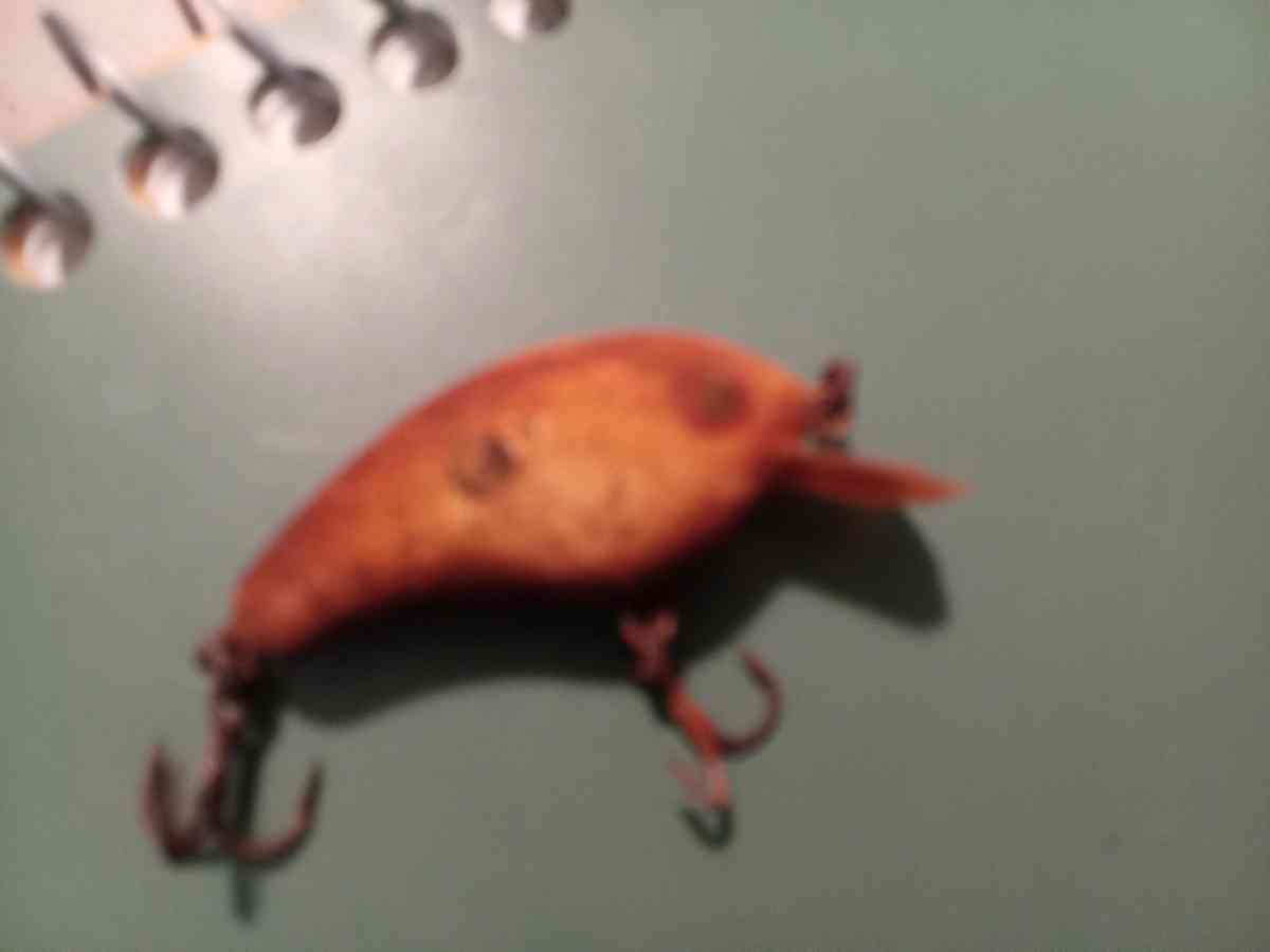 1920s era wooden fishing lure
