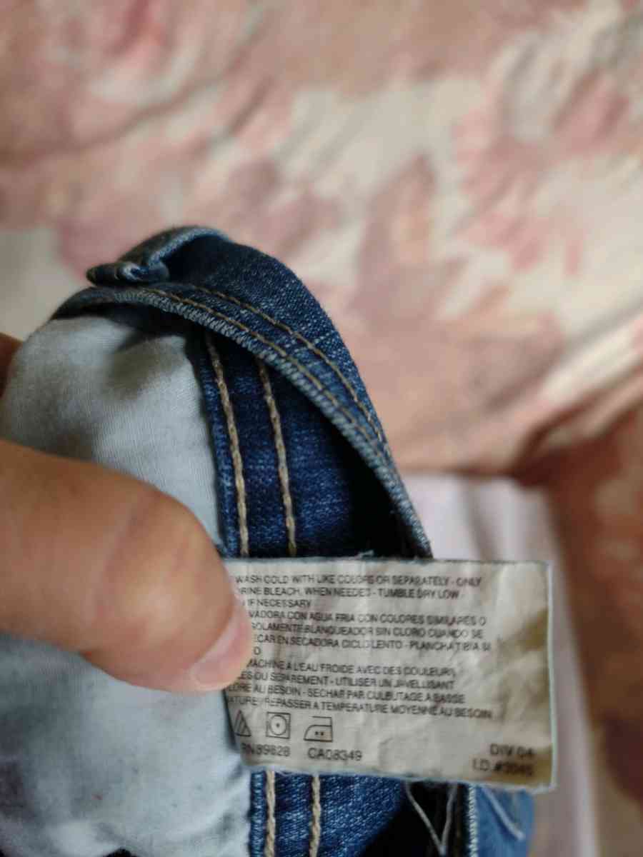 Gloria Vanderbilt jeans