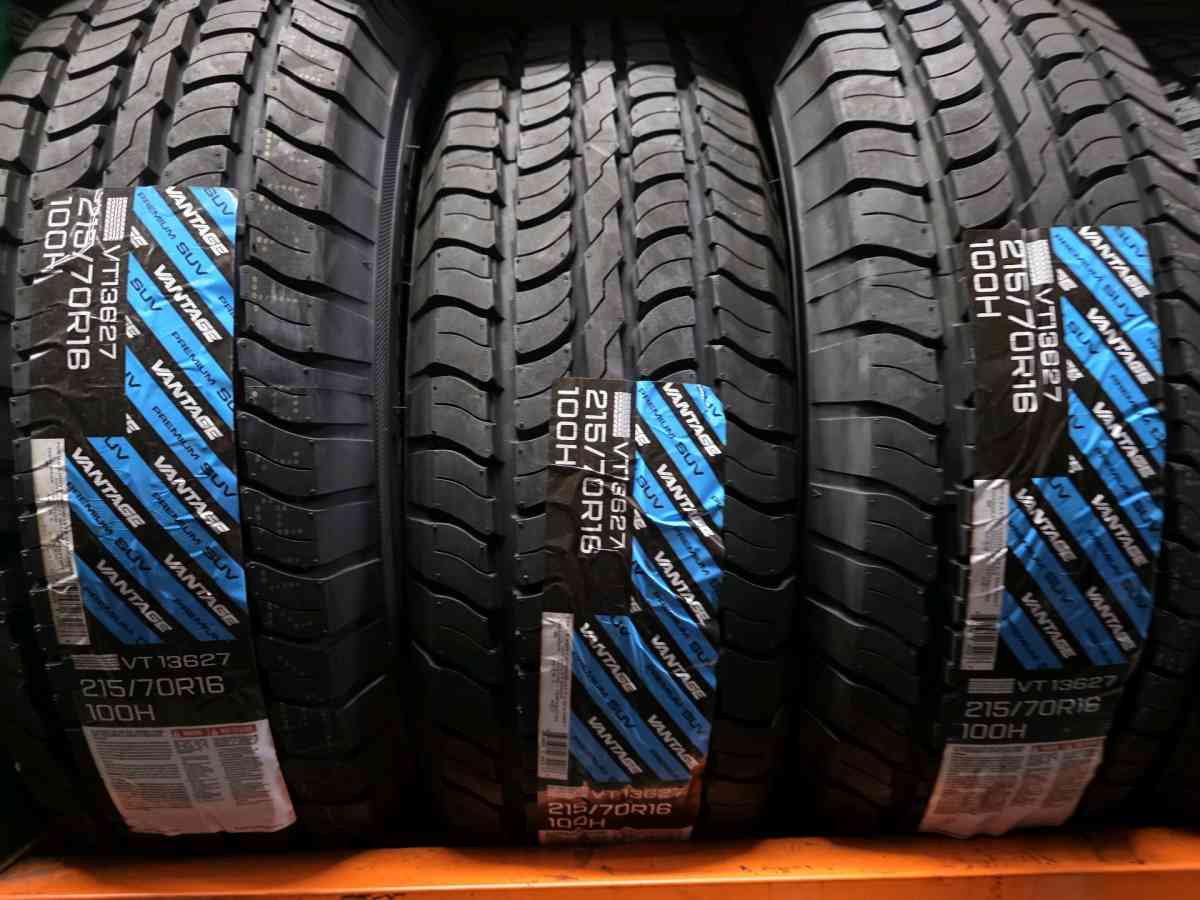 Vantage Premium SUV Tires 21570R16 100H