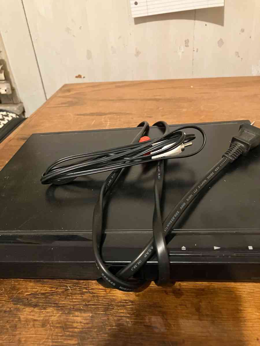 dvd player  still works
