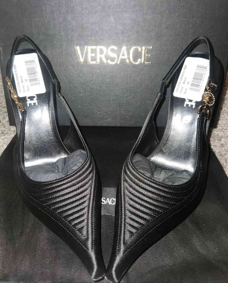 Versace Medusa 95 corset pumps