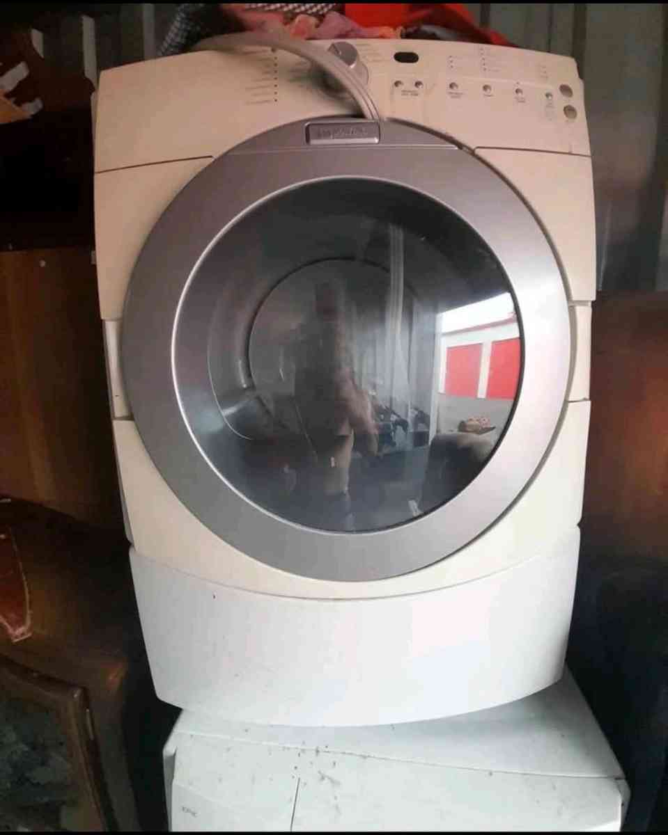 washer and dryer