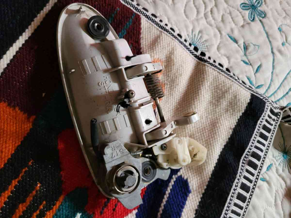 95 2000 Acura integra Passenger doorHandle