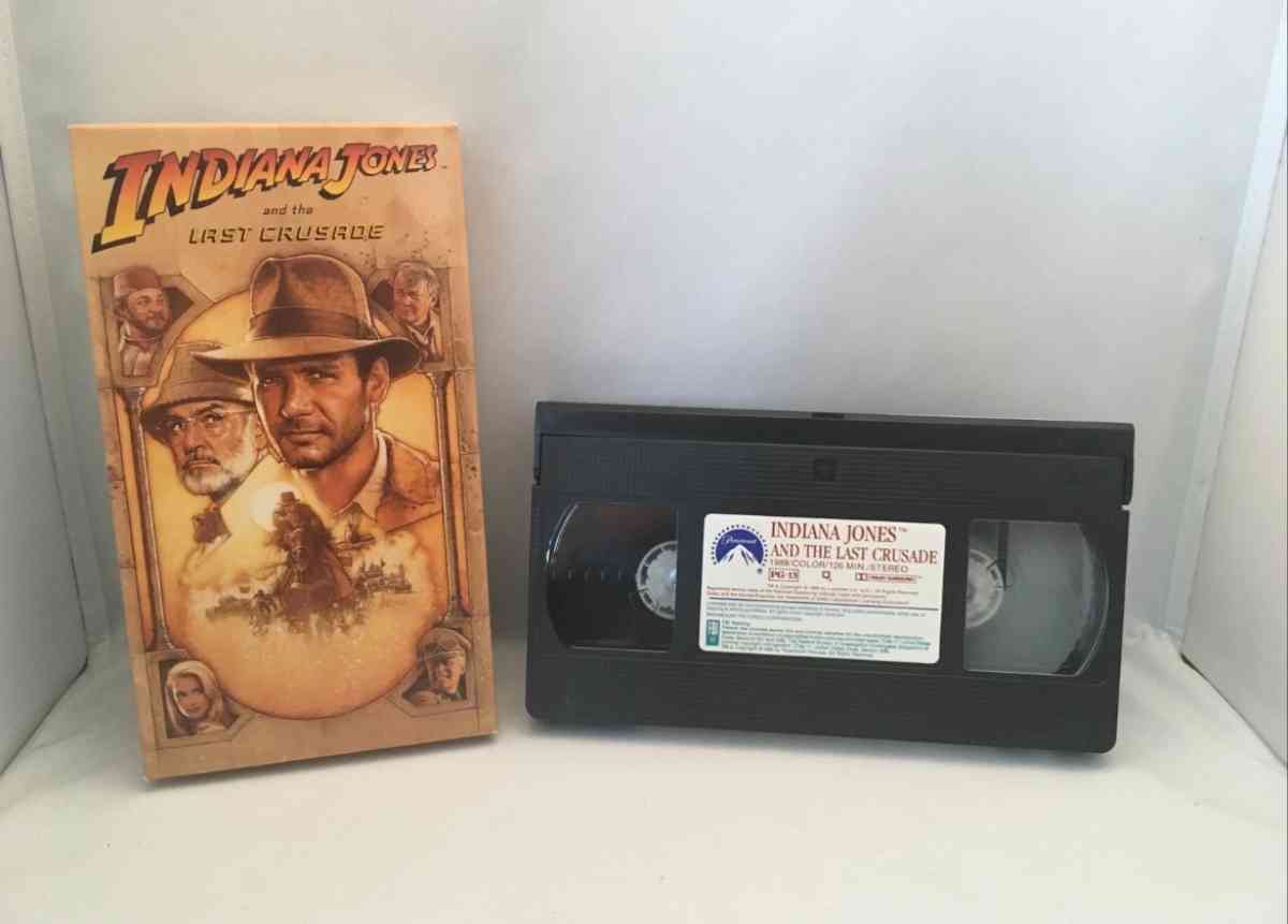 Indiana Jones VHS 3Tape BOX Set used good condition see belo