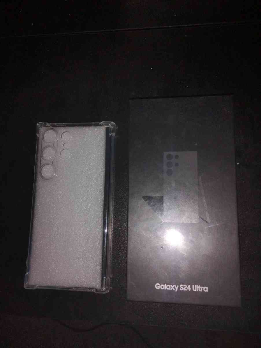 Unlocked Samsung Ultra S24 1TB