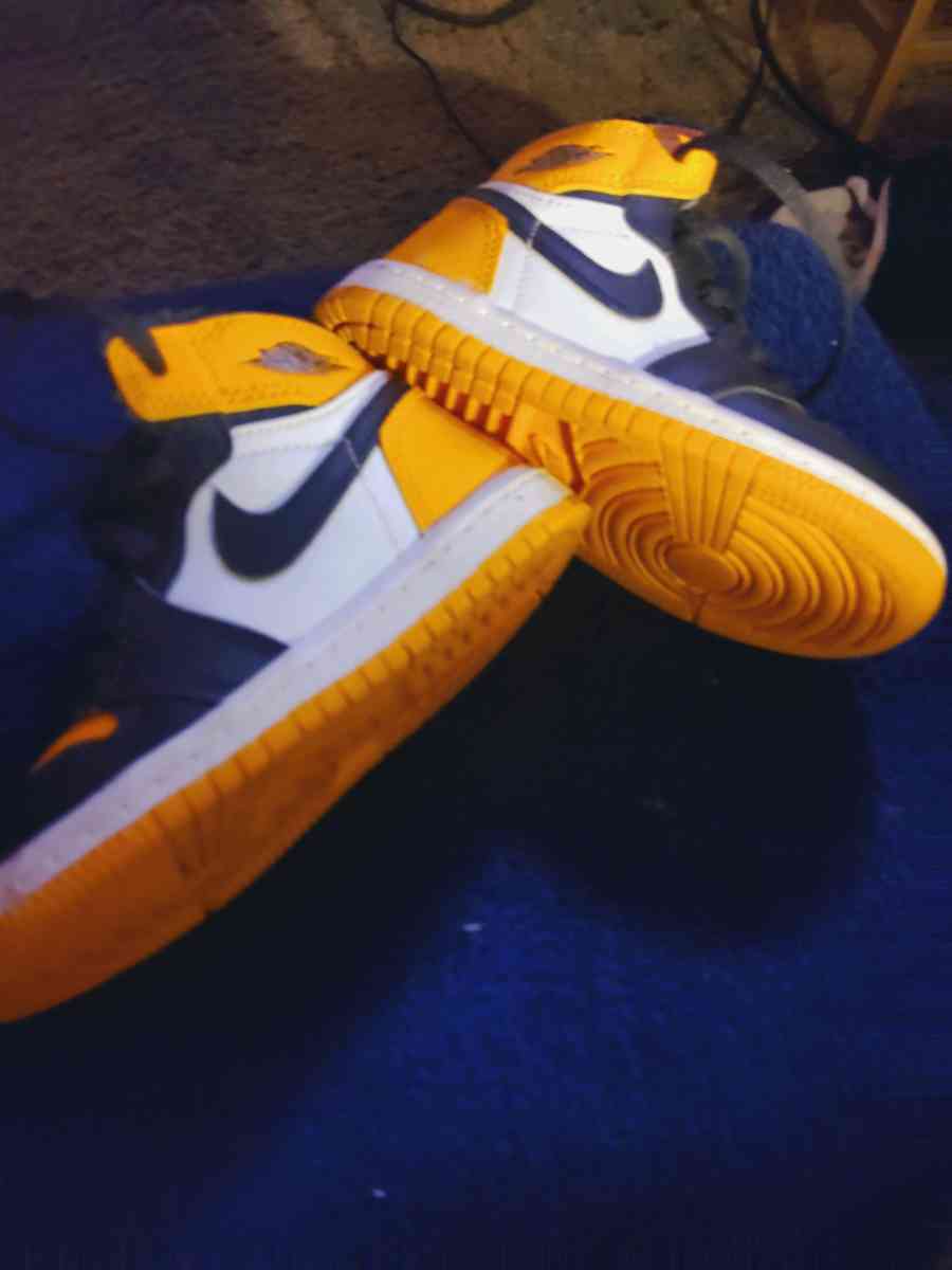 Air Jordan 1 High Retro OG Taxi Black Sail TD Deadstock Sz8