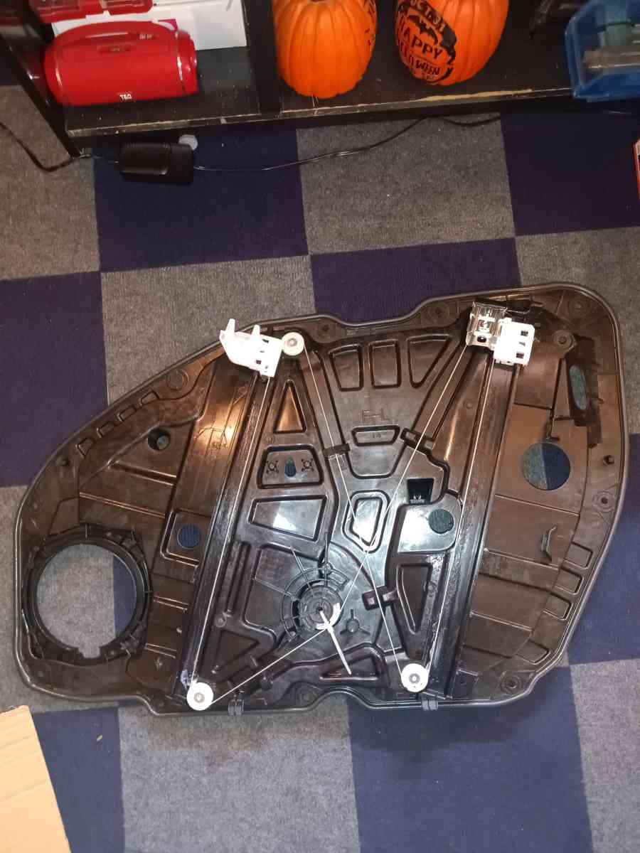 SecosAutoparts Front Left Side Power Window Regulator