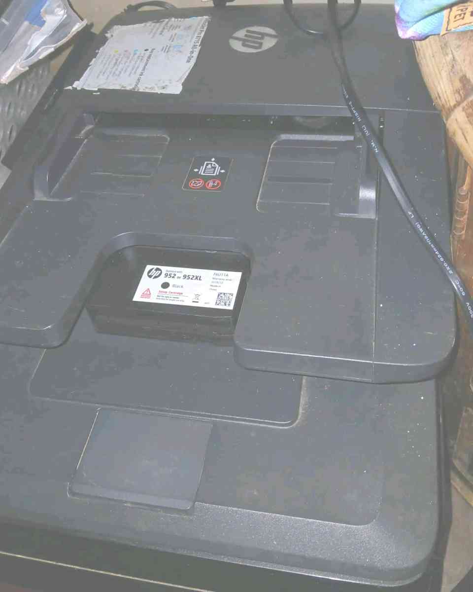 hp office jet printer 8715