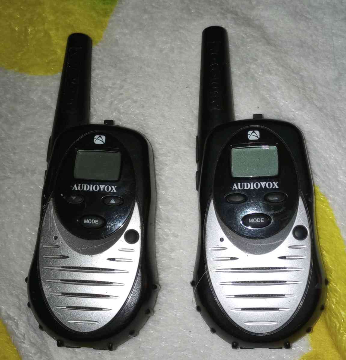 audiovox two way walkie talkies