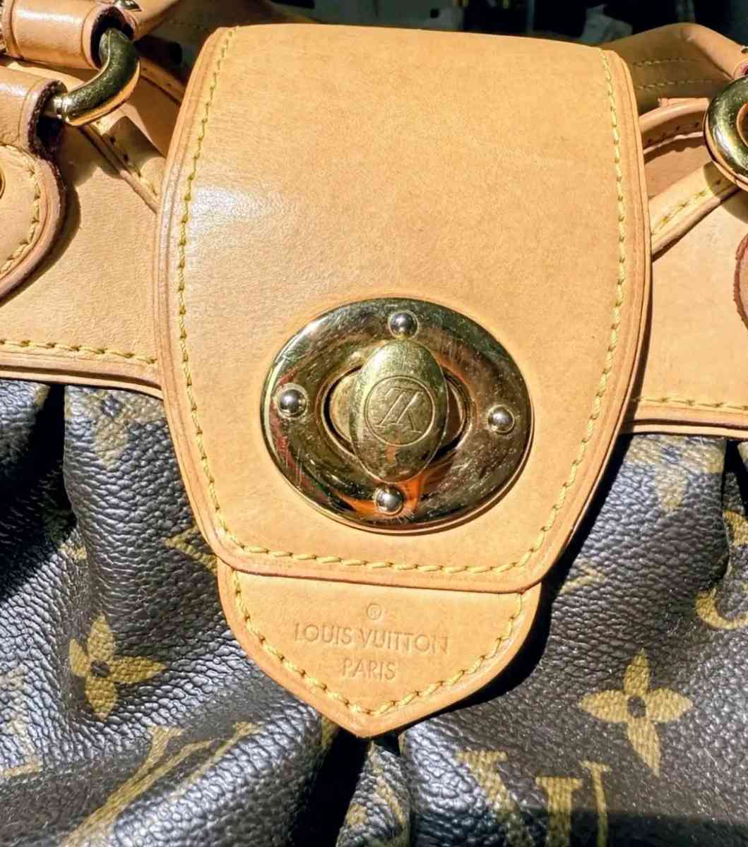 Vuitton BOETIE Handbag
