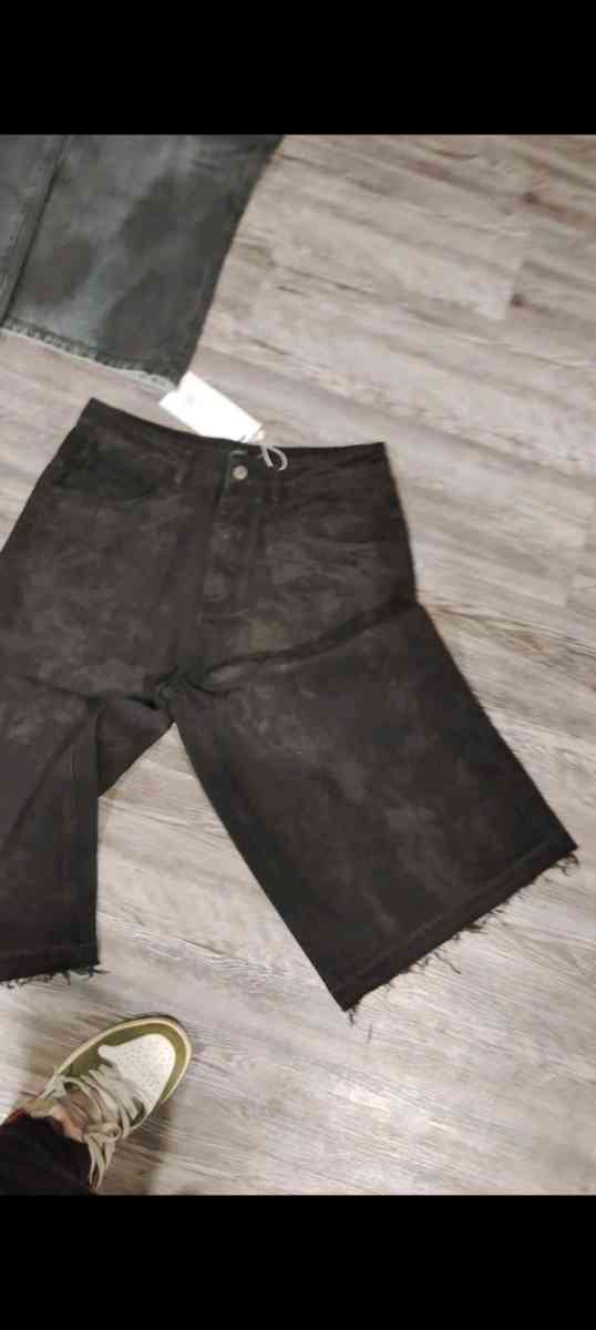 New shipping  demins innn shopp shopp