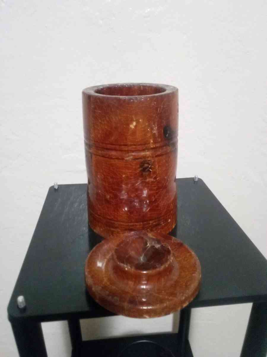 antique Chinese childs urn