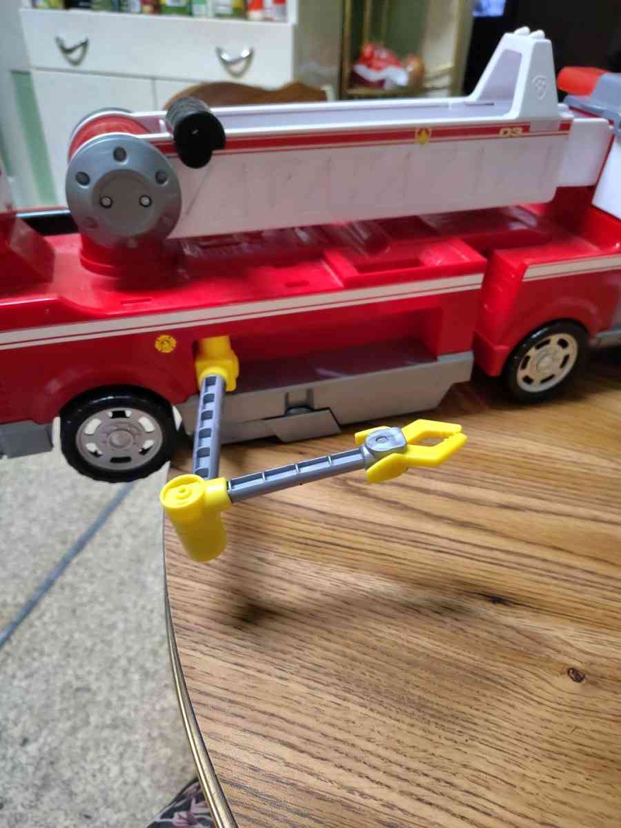 set of 3 fire engines 3 separate fire trucks movable parts n