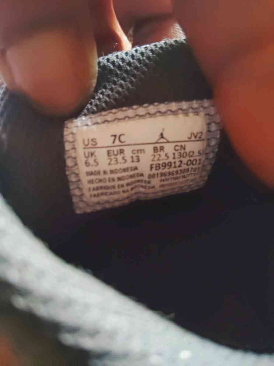 Air Jordan 1 Mid SE GS Panda Elephant infant sz 7